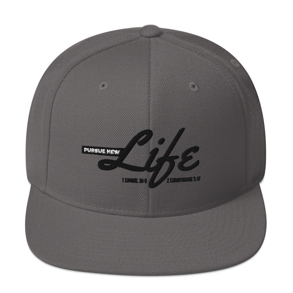 PURSUE NEW LIFE Snapback-BLK-WHT EMB