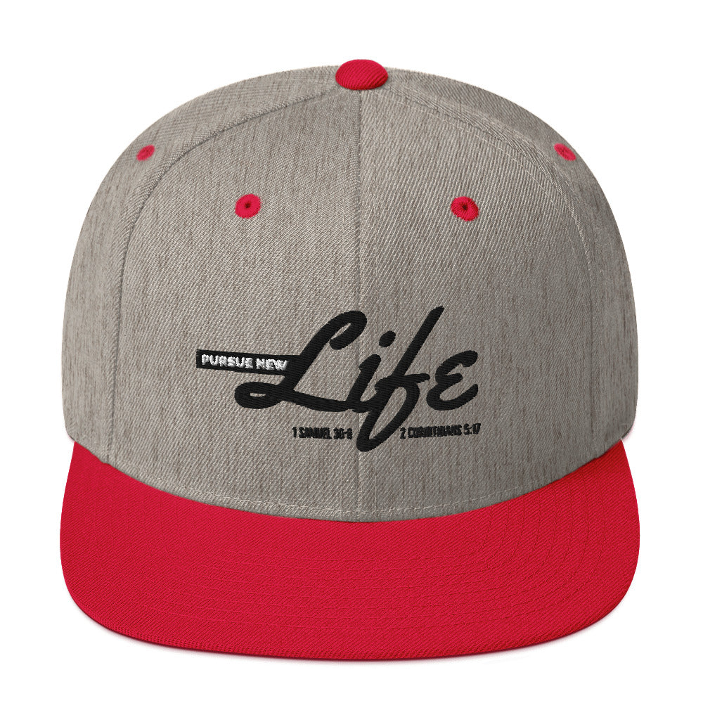 PURSUE NEW LIFE Snapback-BLK-WHT EMB