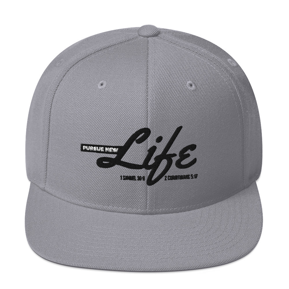 PURSUE NEW LIFE Snapback-BLK-WHT EMB